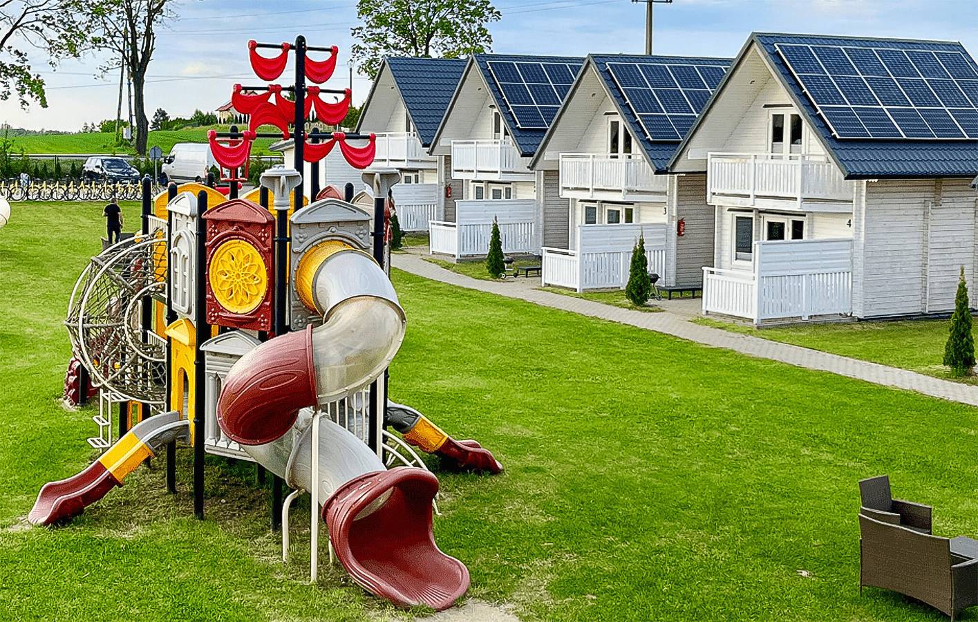 Ferienhaus für 8 Personen mit Terrasse in Sarbinowo, Powiat Koszaliński
