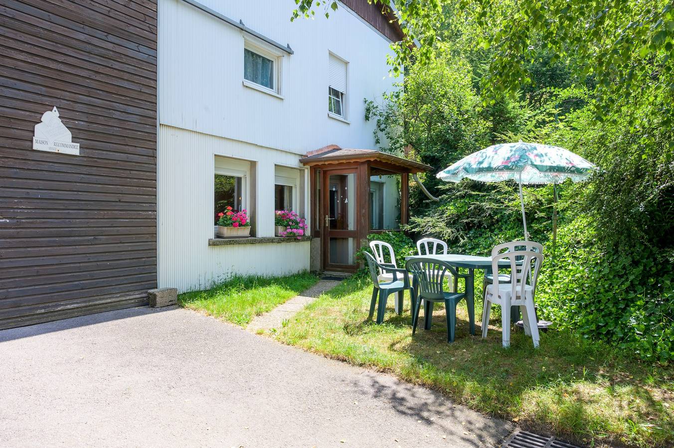 Appartement entier, Appartement "Atypique" avec vue sur les montagnes et jardin privé in La Bresse, Parc naturel régional des Ballons des Vosges