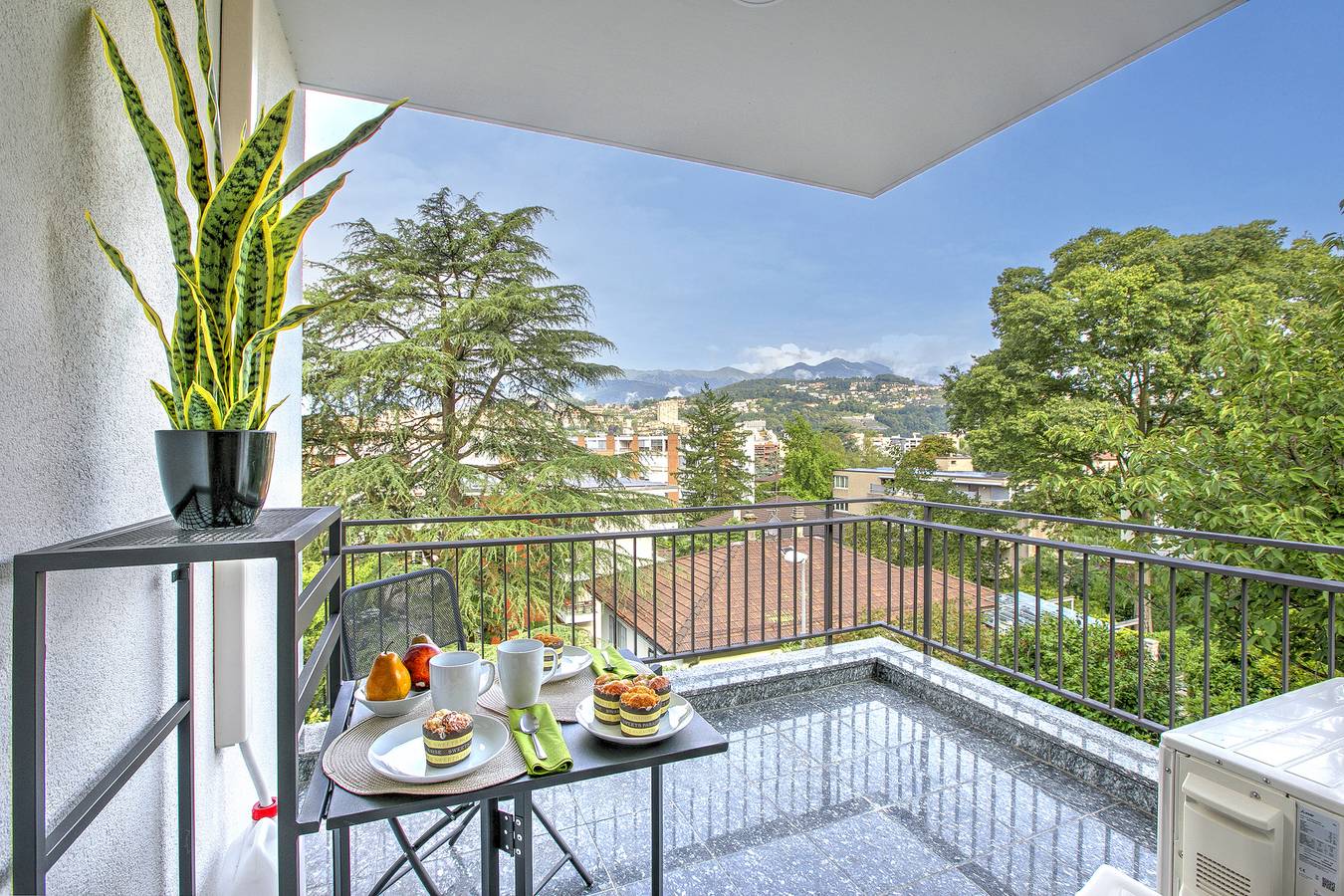 Appartement entier, Appartement de vacances pour 4 personnes avec terrasse in Lugano, Lac de Lugano