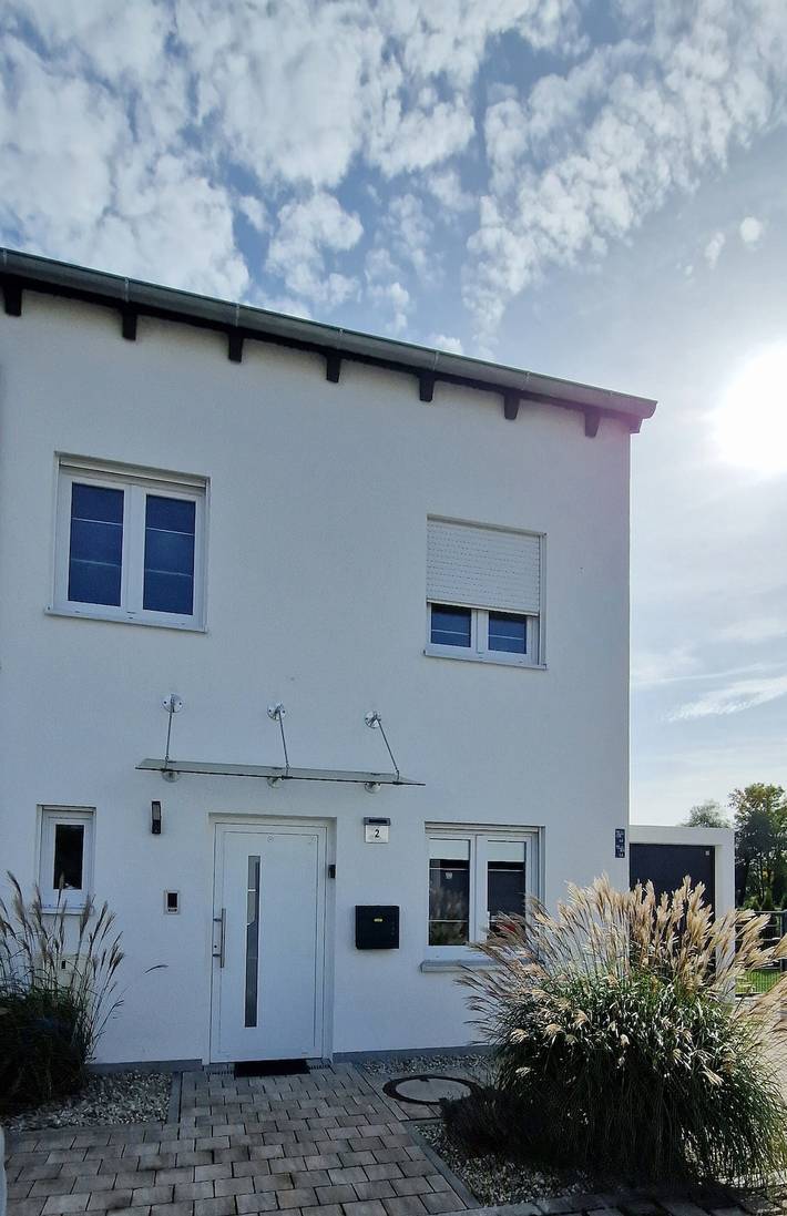 Ferienhaus 'Haus Viva La Vida' mit privater Terrasse, Garten und Wlan in Pilsting, Ostbayern