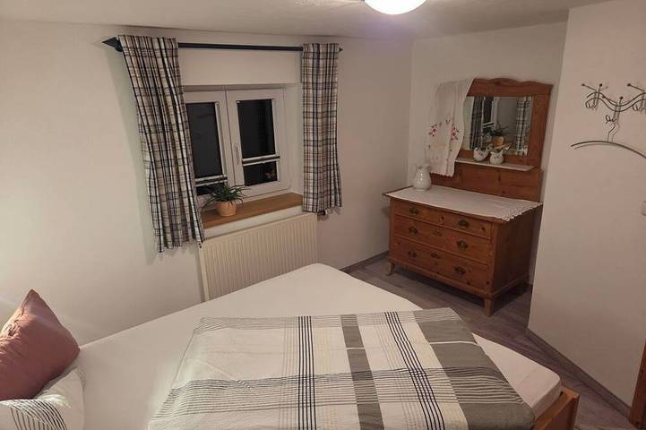 Ferienhaus für 2 Personen, mit Whirlpool und Terrasse sowie Garten und Sauna in Bad Hindelang - 3