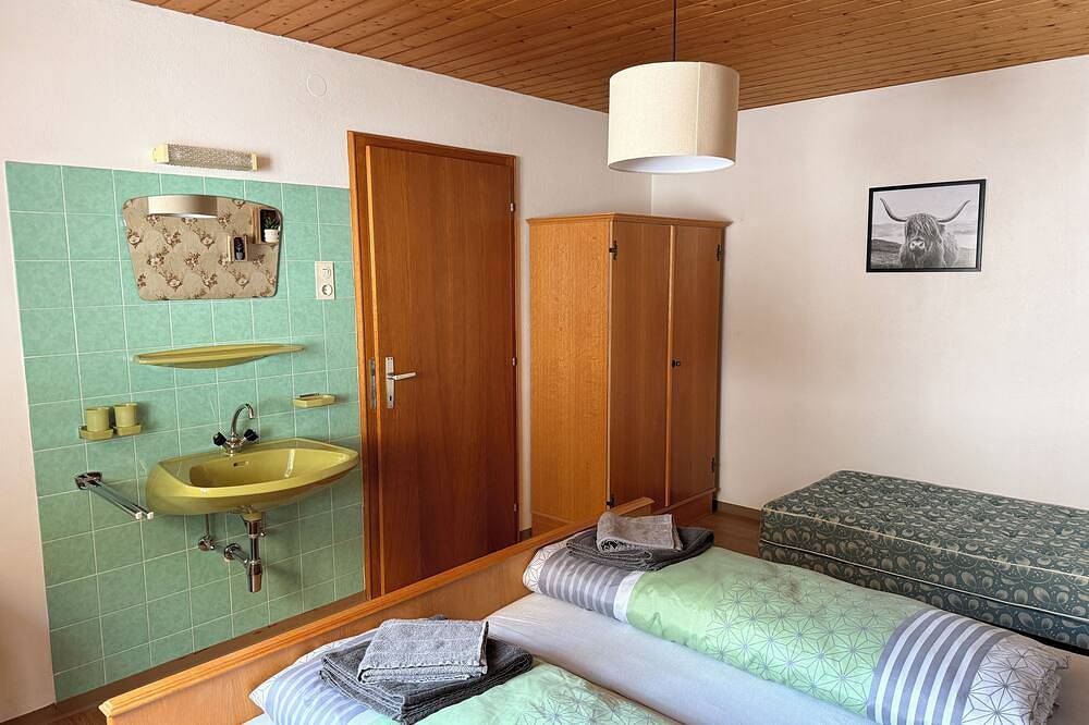 Ganze Wohnung, Gemütliches 6-Personen-Ferienapartment im Pitztal, ruhig und naturnah in Jerzens, Bezirk Imst