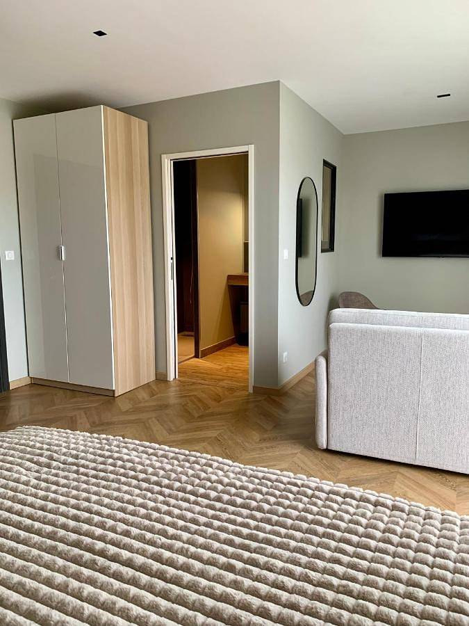 Chambre d’hôte pour 4 personnes, avec sauna et vue ainsi que jardin et piscine dans Marne - 2