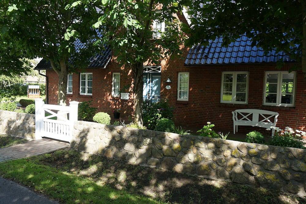 Ferienhaus für 6 Gäste mit 100m² in Borgsum in Borgsum, Föhr