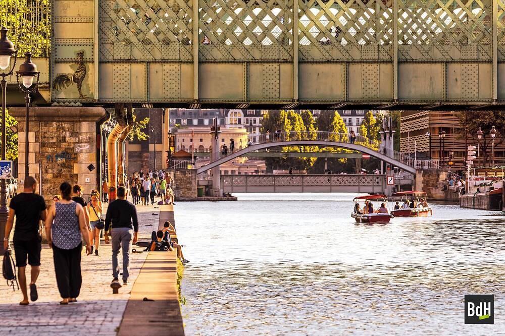 Ganze Wohnung, Appart Avec Piano + Bibliothèque Au Canal De L'Ourcq\n in Paris, Ile de France