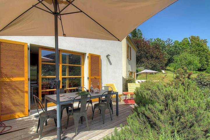 Location de vacances pour 4 personnes, avec jardin à Tolla - 3