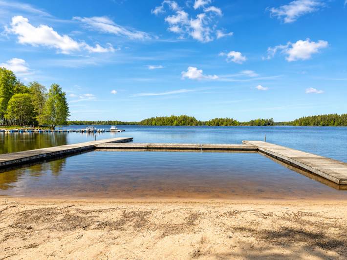 Hus för 9 Personer med trädgård in Hylte gielda, Småland