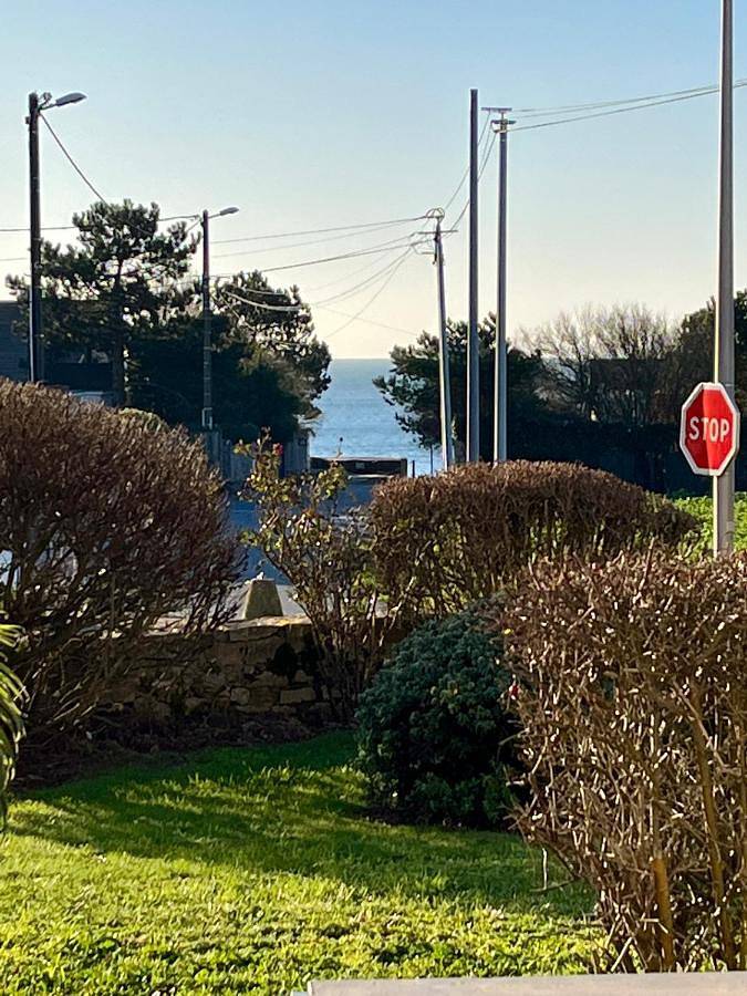 Gîte pour 2 personnes, avec terrasse, animaux acceptés dans Plage de Kerpape - 4