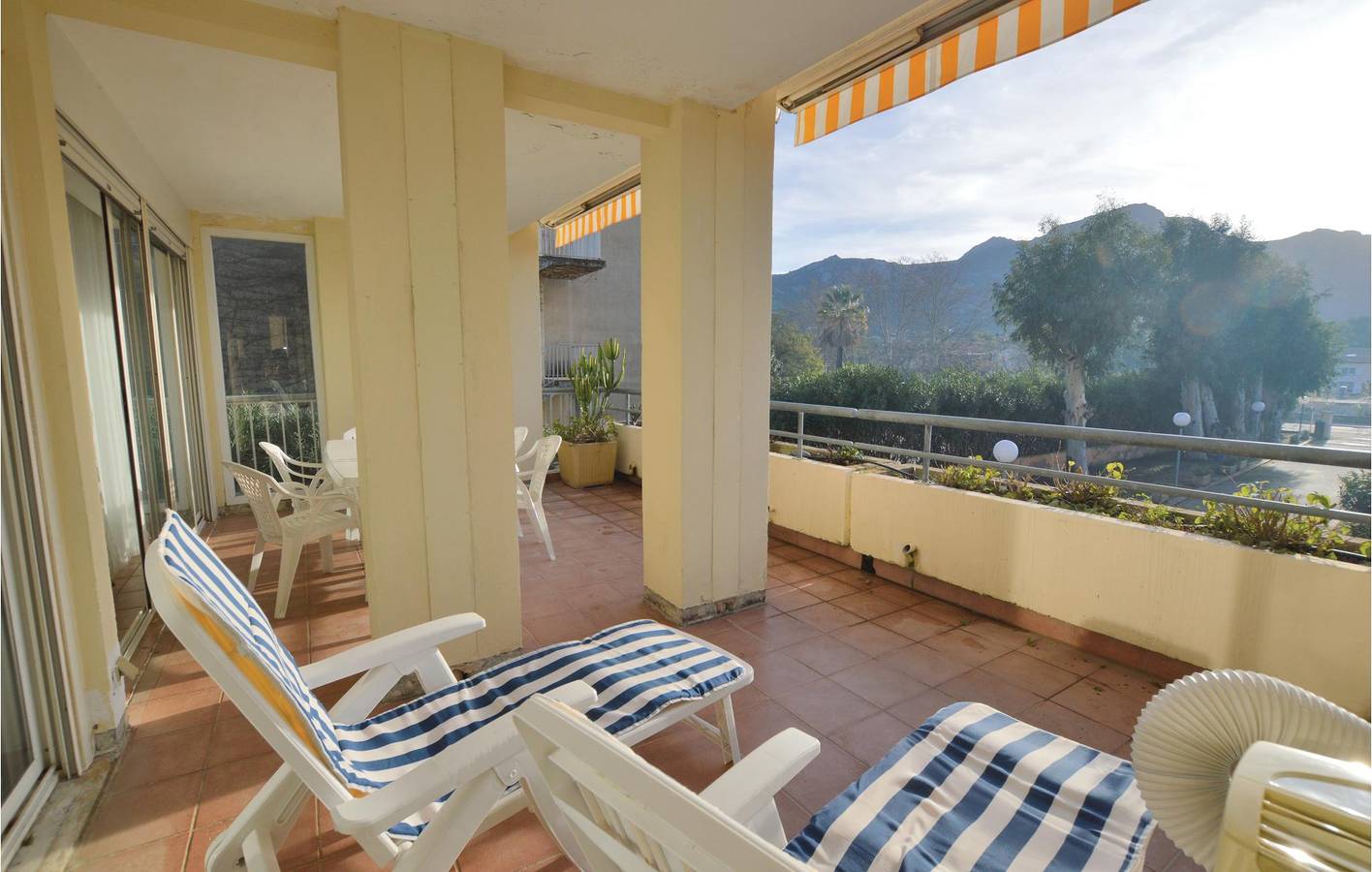 Ganze Ferienwohnung, Ferienwohnung für 6 Personen mit Terrasse in Calvi, Calvi und Umgebung