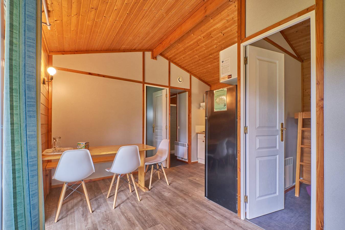 Chalet "5 Personnes 303" with Shared Pool & Private Terrace in Mens, Isère