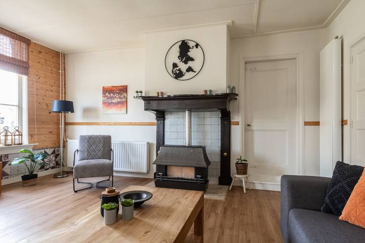 Schönes 2-Personen-Ferienhaus am Brink in Vries | Drente in Drenthe