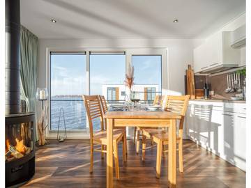 Hausboot für 4 Personen in Ribnitz, Ribnitz-Damgarten, Bild 3