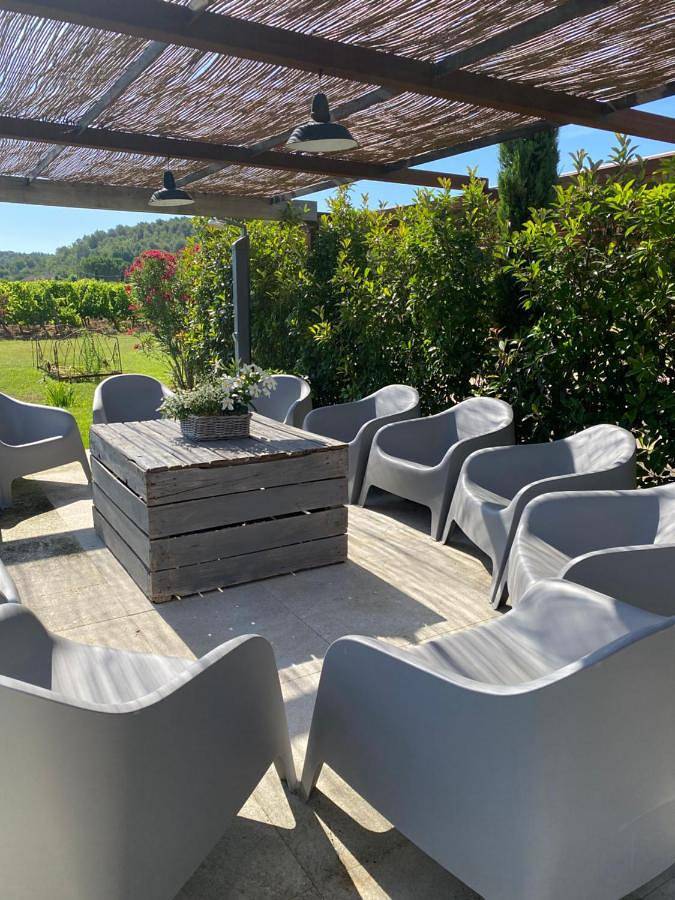 Gîte pour 2 personnes, avec piscine ainsi que jardin et vue, animaux acceptés à Ménerbes - 4