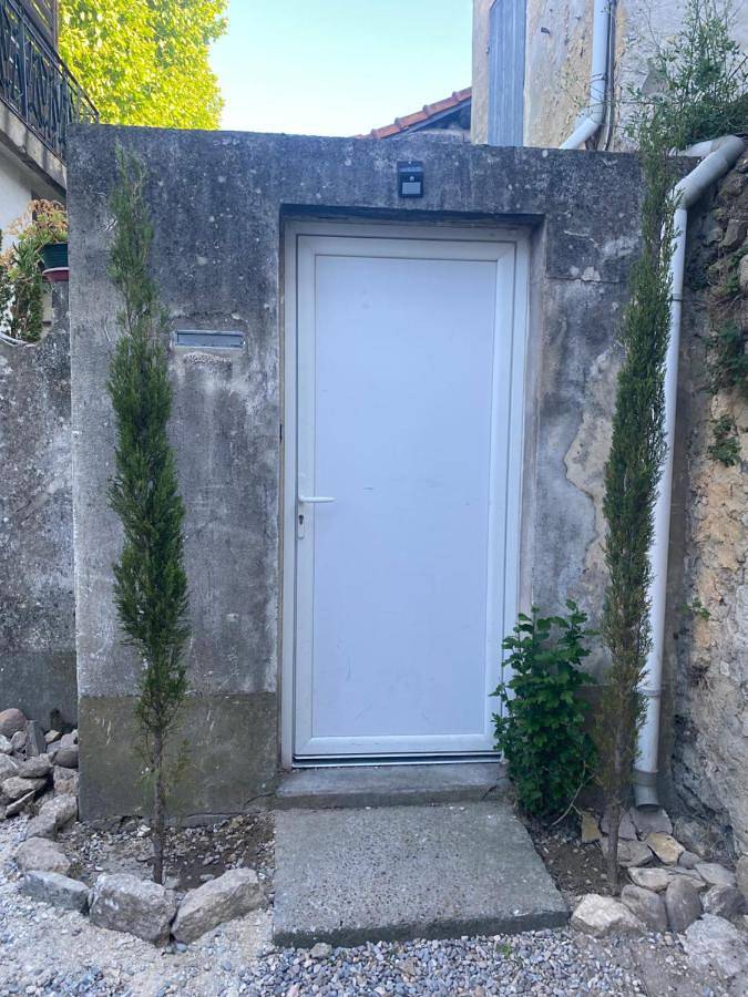 Double Room in Villeneuve-lès-Avignon, Région de Nîmes