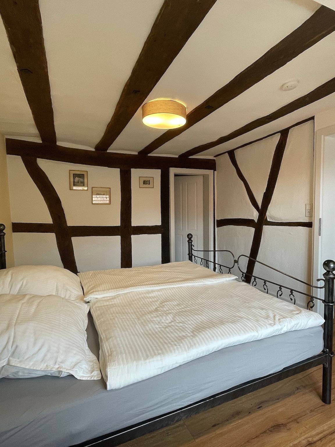 Chambre 'Zimmer 3' avec jardin partagé et Wi-Fi in Ortenberg, Vettéravie