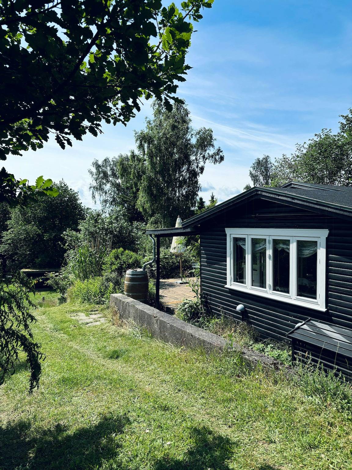 Summer house on hilltop near Kikhavn beach in Hundested, Kattegat Coast