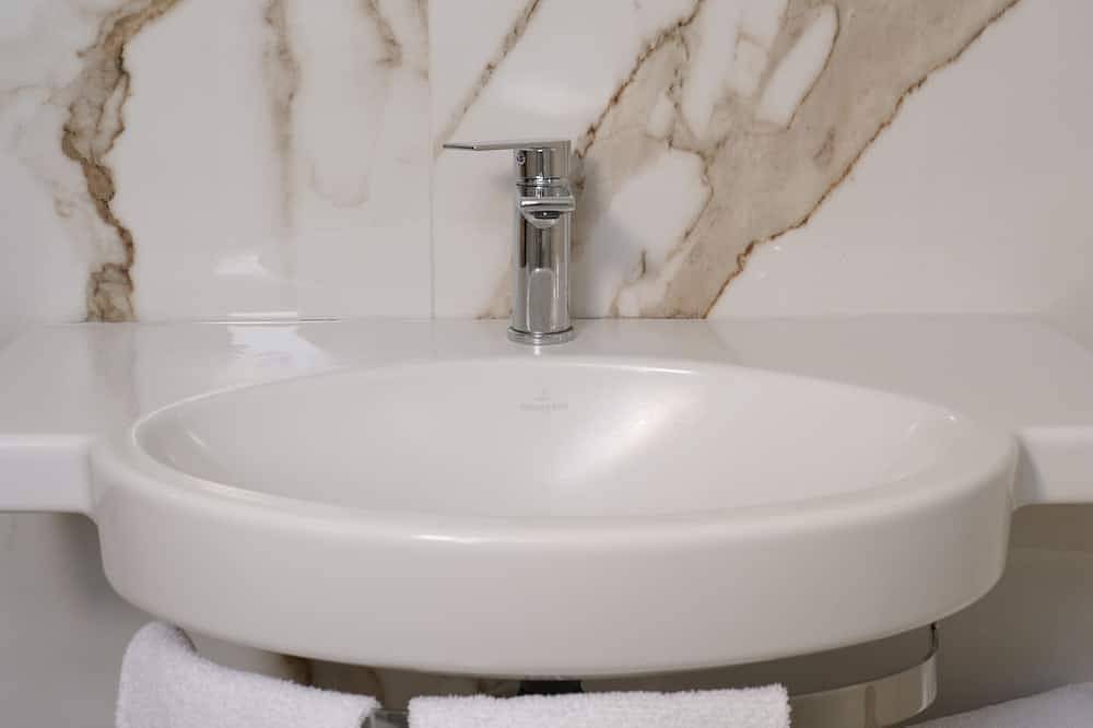 Viscuso House At the stacks n4 in Aci Castello (Borgo), Aci Castello