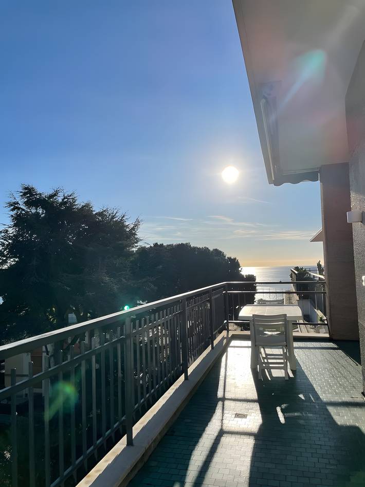 Ferienwohnung für 6 Personen, mit Balkon in San Remo - 2