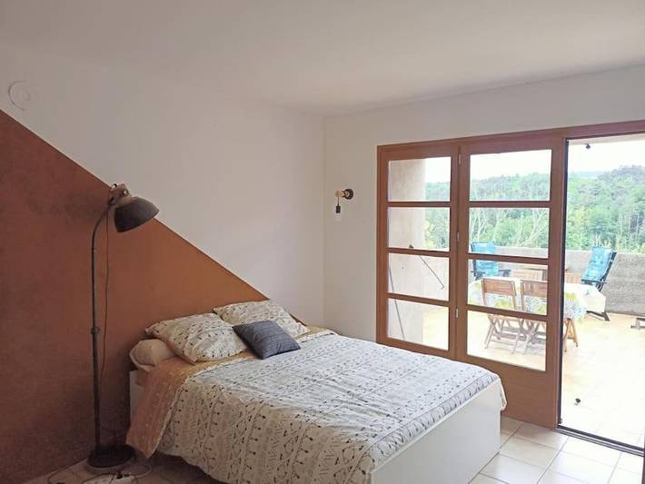 Location de vacances pour 2 personnes, avec vue et jardin à Colombier-le-Vieux - 4