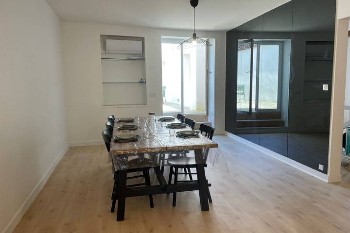 Appartement de vacances pour 8 personnes, avec terrasse, adapté aux familles
