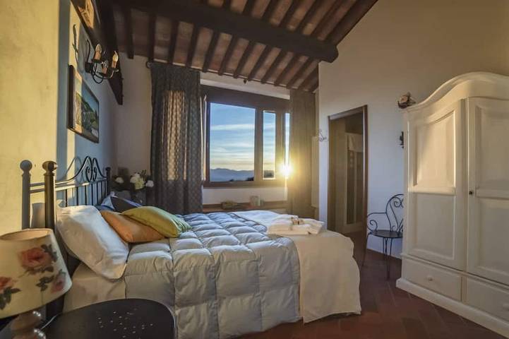 Villa San Giorgio, immersa nel verde in Montemurlo, Provincia di Prato