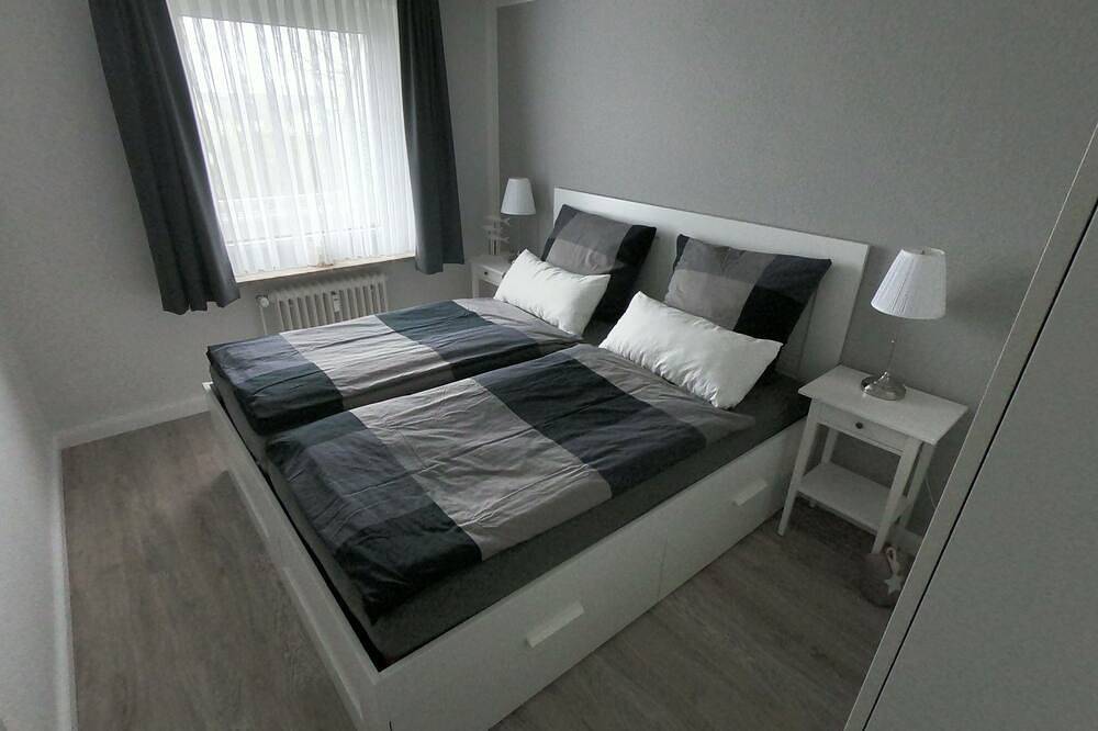 Ganze Wohnung, Küstenglück: Apartment mit großem Balkon und Deichblick an der Perlebucht in Büsum, Dithmarschen