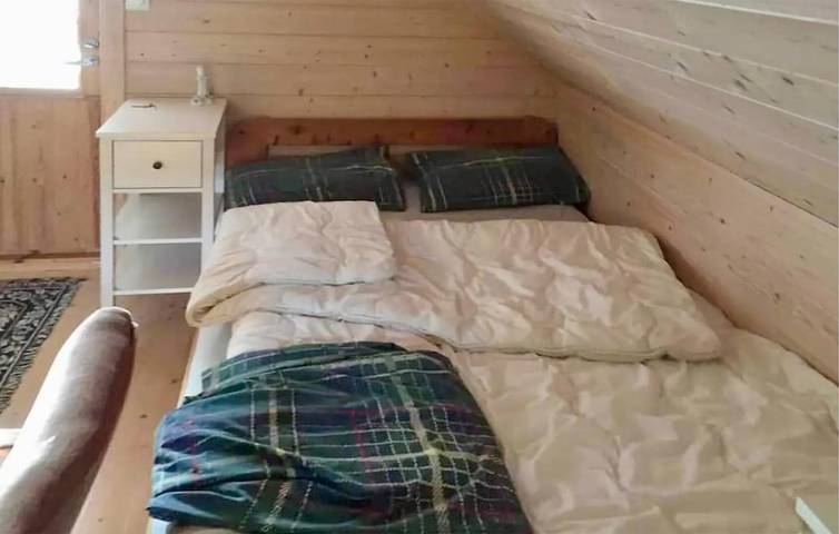 Ferienhaus für 7 Personen mit Garten in Harstad