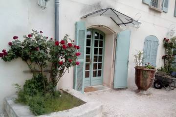 Location De Vacances pour 18 Personnes dans Nîmes, Région de Nîmes, Photo 1