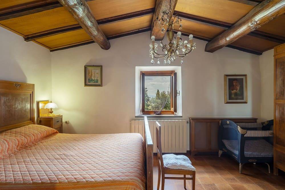 Capanna by Interhome in Loro Ciuffenna, Valdarno