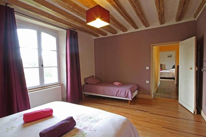 Gîte pour 8 personnes, avec jardin dans La Gonfriere - 3