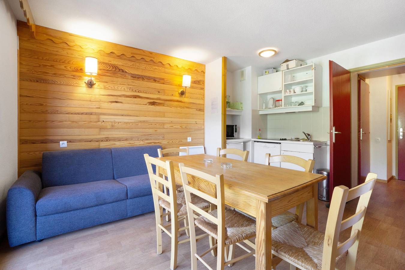 Apartamento entero, Apartamento 'A1 308 Appart Au Pied Des Pistes' con vistas a la montaña y balcón in Saint-François-Longchamp, Le Grand Domaine