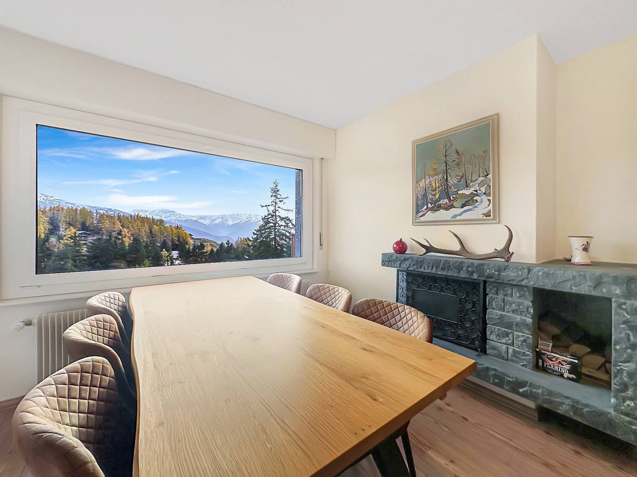 Ganze Wohnung, Alpine Vista - Next to the Cable car - Swiss Alps in Crans-Montana, Sion - Sierre & Umgebung