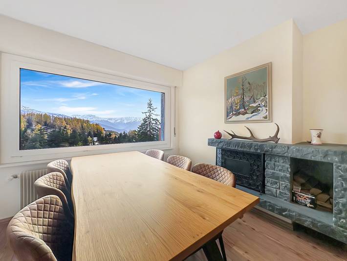 Gîte pour 6 personnes, avec balcon à Lens (Suisse)