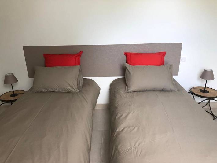 Gîte pour 2 personnes, avec jardin à Sens-de-Bretagne - 2