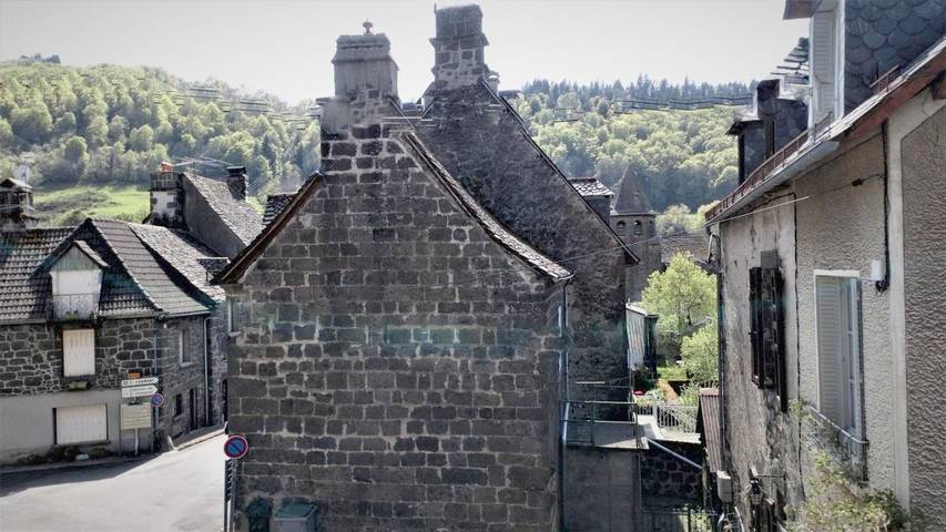 Gîte pour 2 personnes, avec terrasse et vue à Fontanges (homonymie) - 3