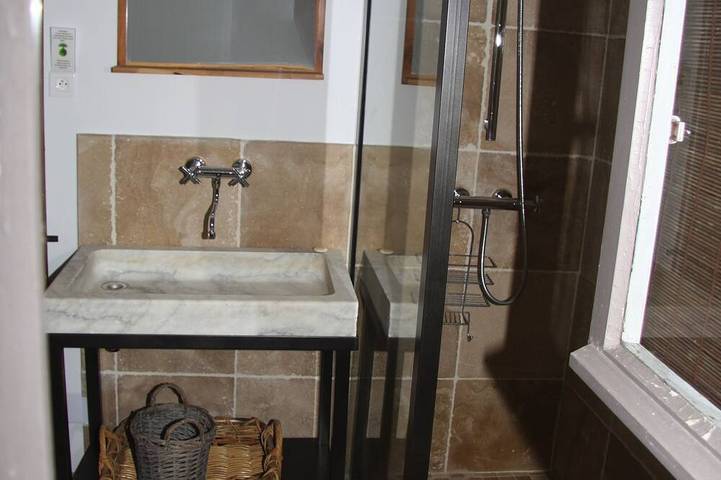 Gîte pour 8 personnes, avec piscine et jardin à Sainte-Anastasie - 3