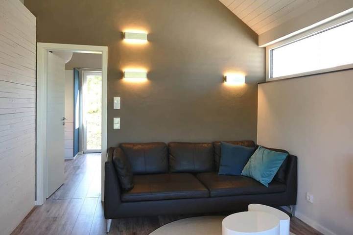 Modern detached vacation home for two on the edge of the village in the Bavarian Rhön. in Ostheim vor der Rhön, Rhön-Bayern