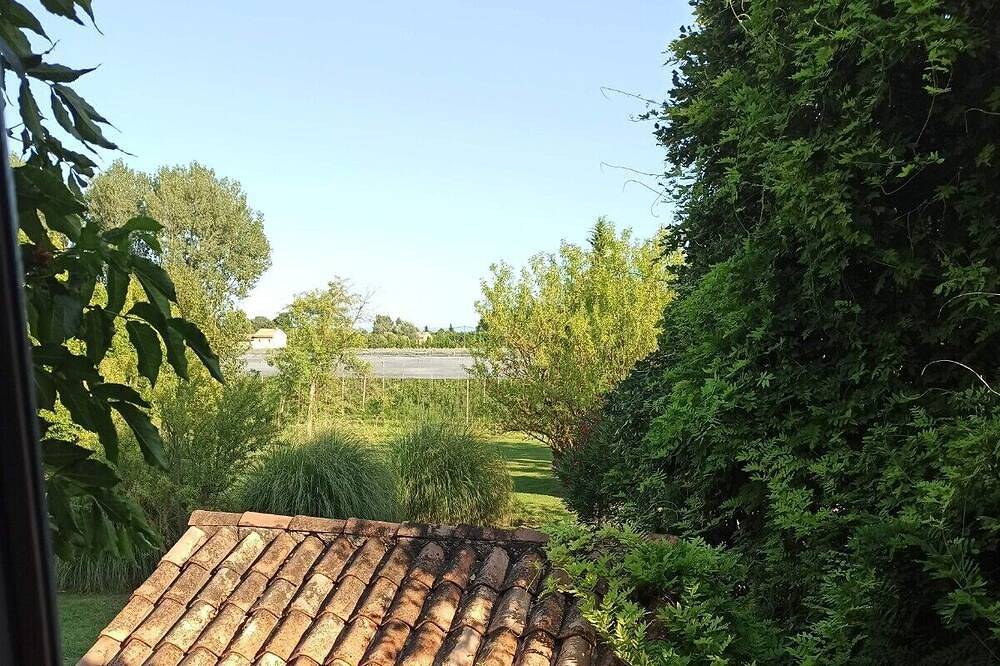 Ganze Wohnung, Apartment in Provencal farmhouse near Avignon in Althen-des-Paluds, Vaucluse
