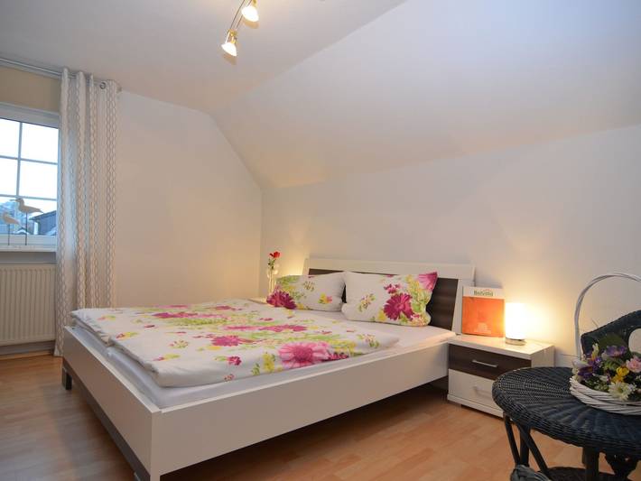 Ferienwohnung für 9 Personen, mit Garten in Meschede