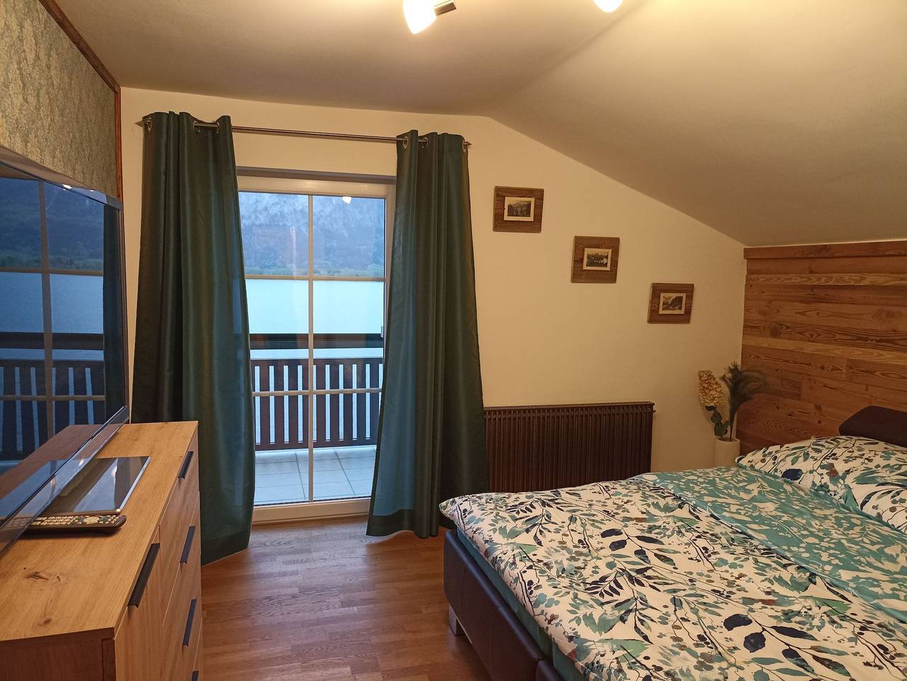 Ganze Ferienwohnung, Ferienwohnung Mayrhofer - Ferienwohnung Seeblick in Salzkammergut-Berge, Innerschwand am Mondsee