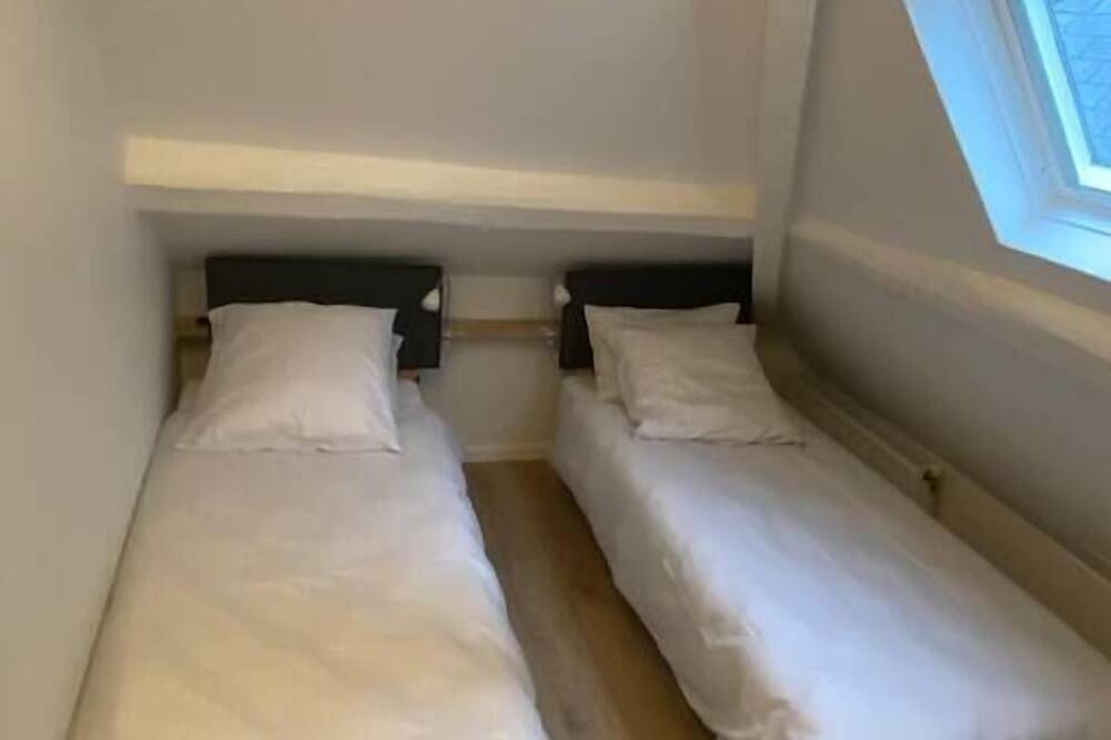 Appartement entier, Deux pièces les écuries du château in Bonnelles, Parc naturel régional de la Haute Vallée de Chevreuse