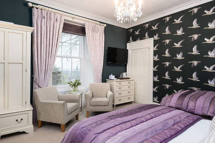 Luxury House in Perthshire-5 bedrooms all en-suite in Perthshire