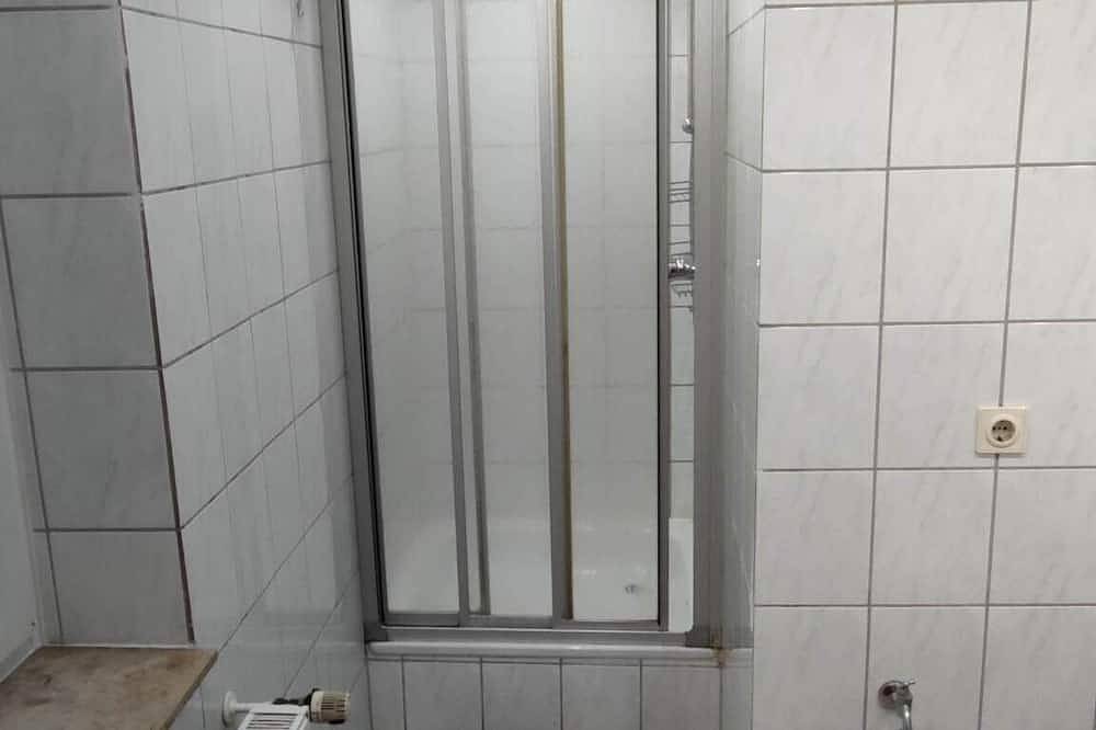 Ganze Wohnung, Einzimmerwohnung mit separatem Eingang in Droyßig, Saale-Unstrut