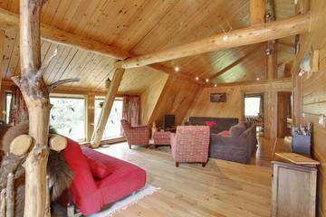 Chalet for 14 Guests in Canadian Rocky Mountains, Alberta, Picture 4