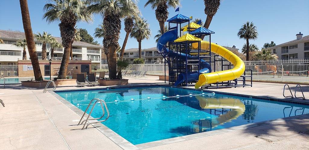 Ganze Wohnung, Aktualisierte Wohnung im Las Palmas Resort - mit herrlicher Aussicht, kostenfreiem Wlan. in St. George, Zion Nationalpark