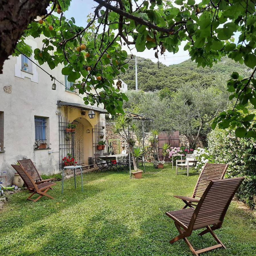Casa Olivia Lacremà in Finale Ligure, Finale Ligure Gemeinde