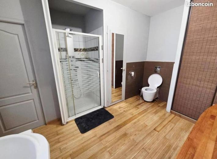 Location de vacances pour 3 personnes, avec terrasse à Quarante