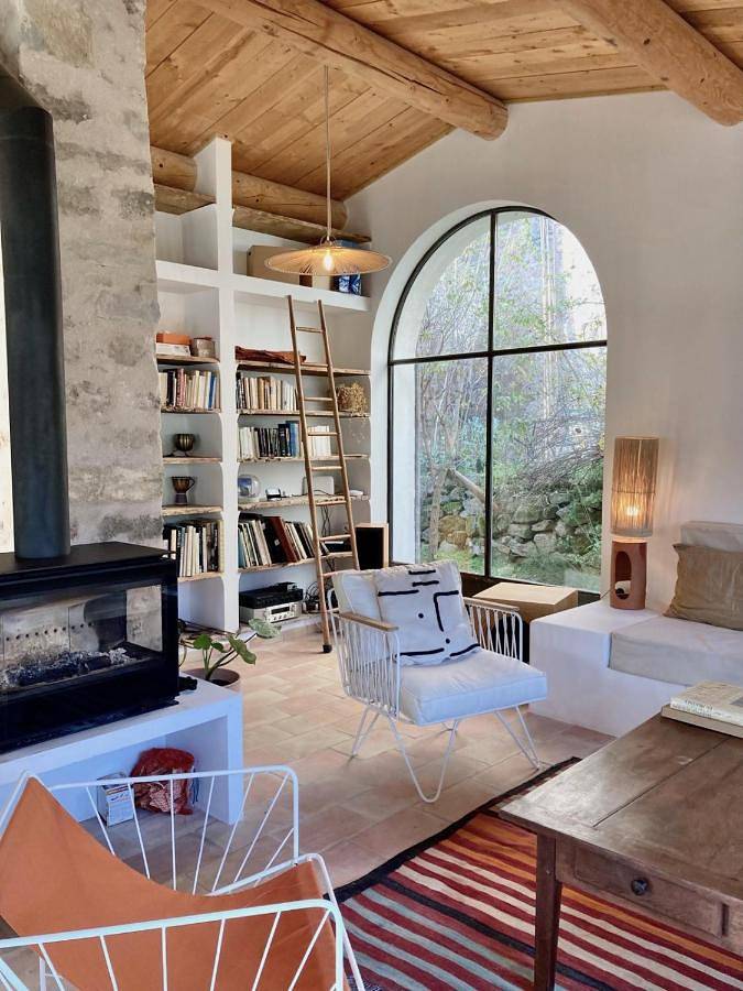 Location de vacances pour 6 personnes, avec jardin ainsi que piscine et vue à Beaurecueil - 3