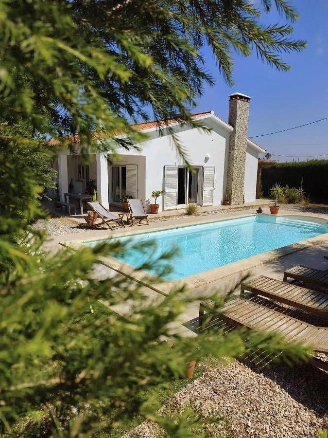 Maison d’hôte pour 4 personnes, avec jardin ainsi que piscine et vue à Aljezur