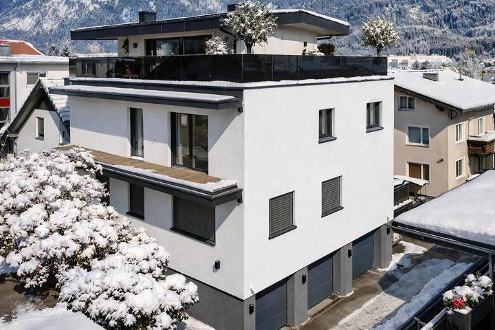 Ganze Wohnung, Brixlegg: 3Br Apartment, Balcony & View, 6 Guests in Kramsach, Kaisergebirge
